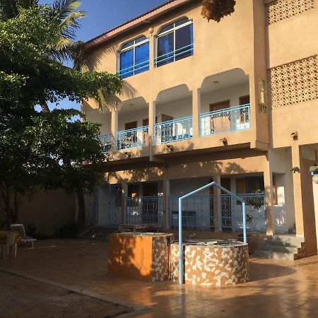 La Villa Du Cocotier Saly Bagian luar foto